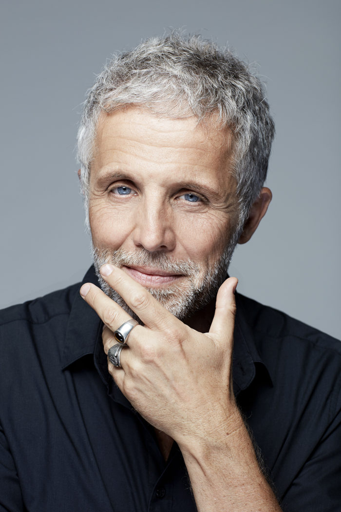 LES COGITATIONS / STÉPHANE GUILLON "SUR SCÈNE"