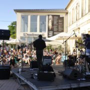 LE HAILLAN CHANTÉ / POCHETTE SURPRISE !